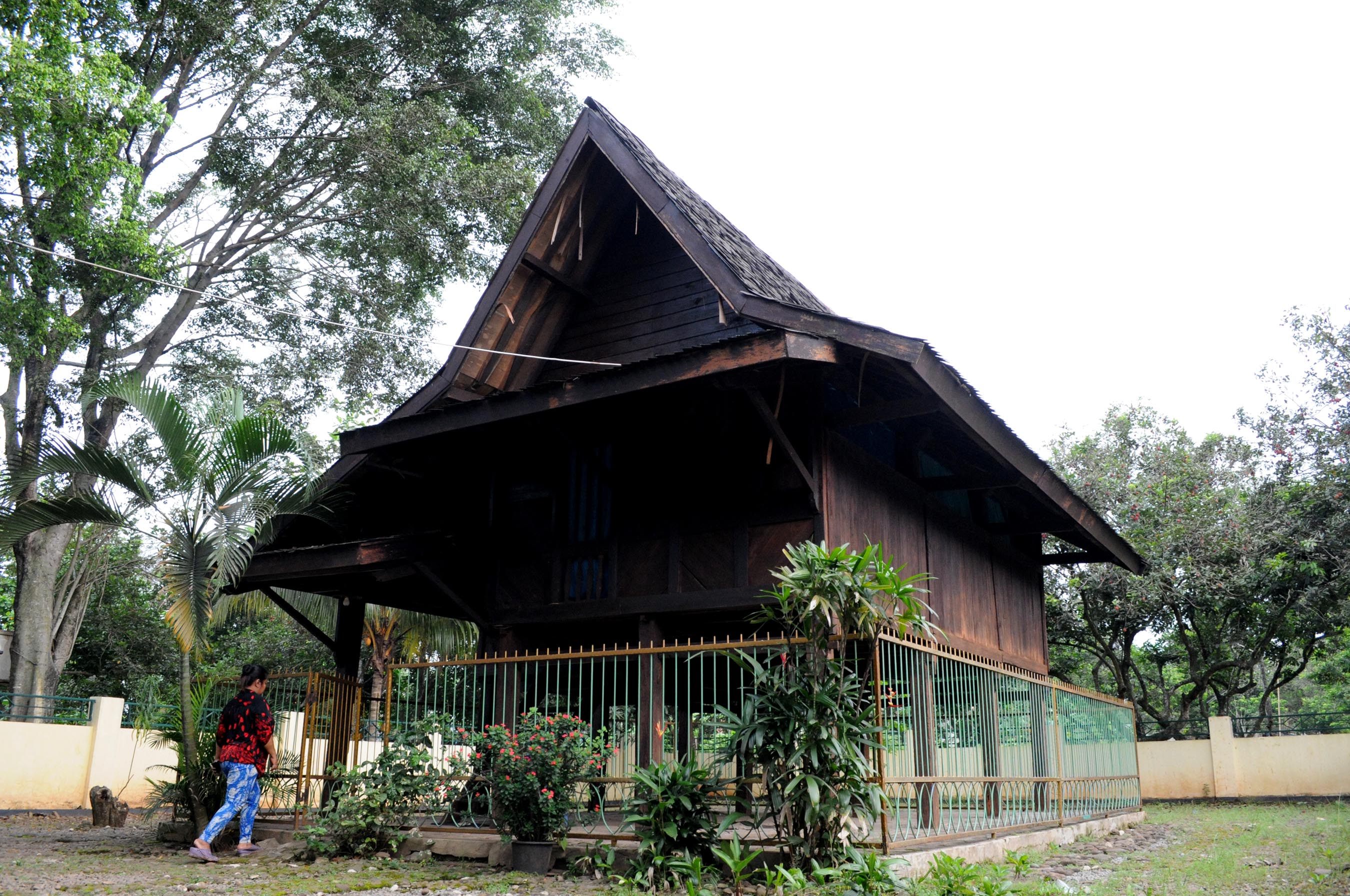 image Saung Ranggon